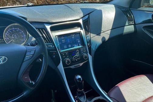 2013 Hyundai SONATA Limited