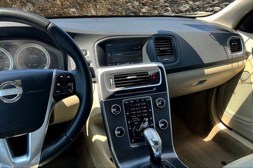 2013 Volvo S60 T5