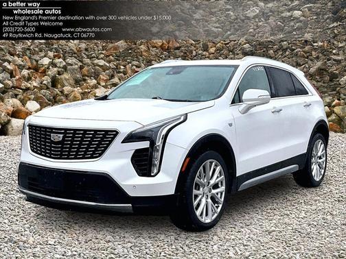 2023 Cadillac XT4 Premium Luxury
