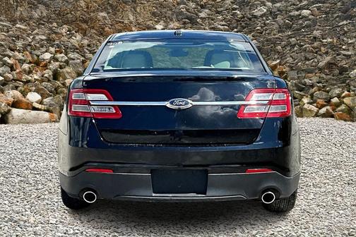 2018 Ford Taurus SE