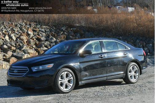 2018 Ford Taurus SE