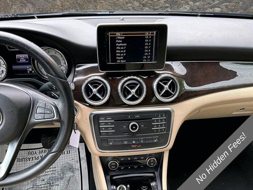 Black 2016 Mercedes-Benz GLA-Class GLA 250