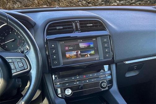 2017 Jaguar F-PACE 35t Premium