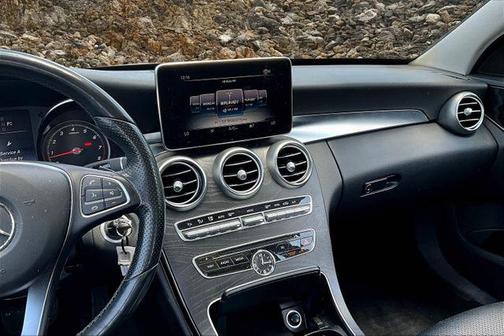 2016 Mercedes-Benz C-Class C 300 4MATIC Luxury