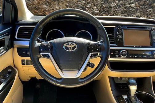 2018 Toyota Highlander LE Plus