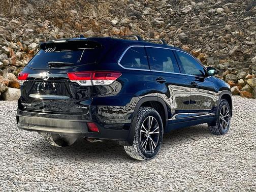 2019 Toyota Highlander LE Plus