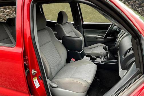 2014 Toyota Tacoma Base