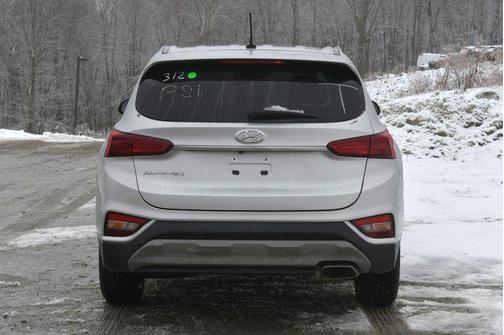 2019 Hyundai SANTA FE SE 2.4
