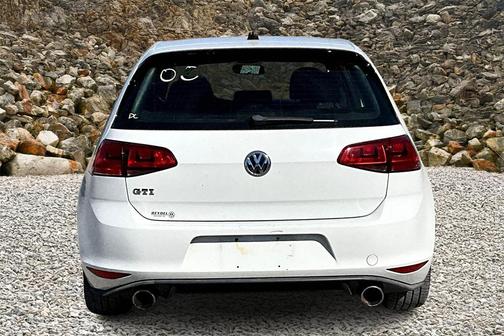 2017 Volkswagen Golf GTI 2.0T S 4-Door
