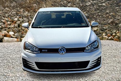 2017 Volkswagen Golf GTI 2.0T S 4-Door