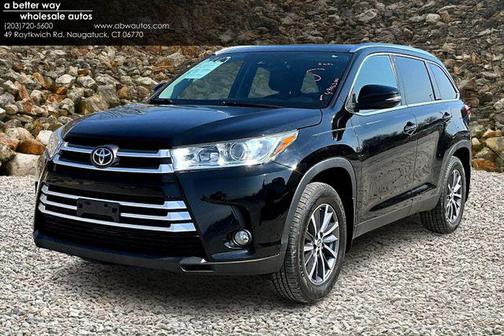 2019 Toyota Highlander SE