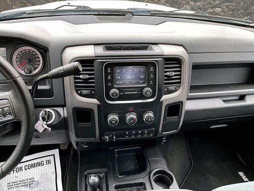 Bright White Clearcoat 2017 RAM 3500 Tradesman