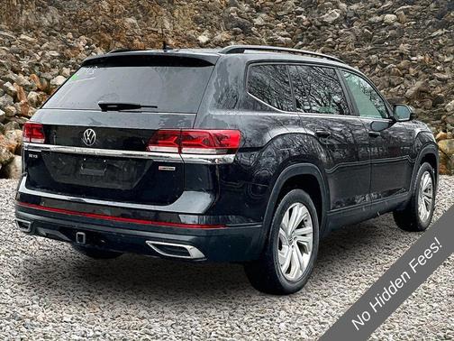 Deep Black 2021 Volkswagen Atlas 3.6L SE w/Technology