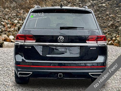 Deep Black 2021 Volkswagen Atlas 3.6L SE w/Technology