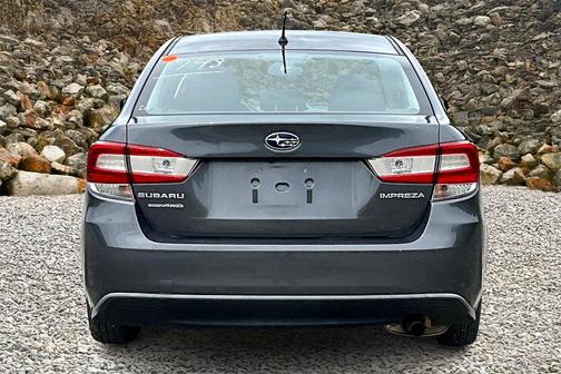 2019 Subaru Impreza 2.0i