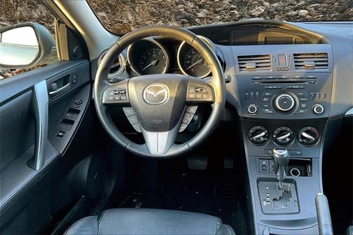 2012 Mazda Mazda3 i Grand Touring