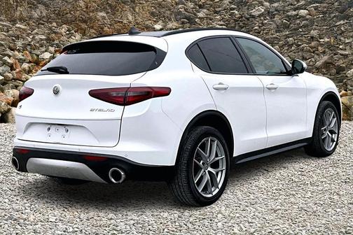 2018 Alfa Romeo Stelvio Ti Sport