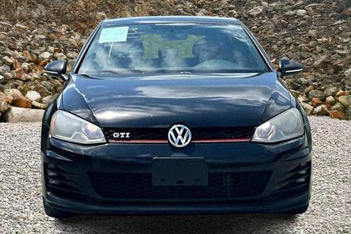 2015 Volkswagen Golf GTI 2.0T S 4-Door