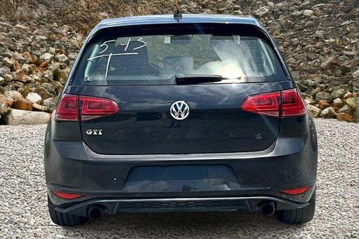 2015 Volkswagen Golf GTI 2.0T S 4-Door