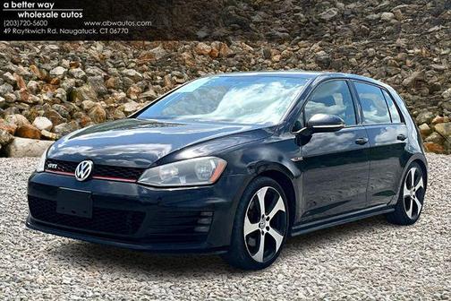 2015 Volkswagen Golf GTI 2.0T S 4-Door