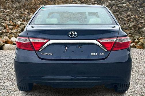 2015 Toyota Camry Hybrid LE