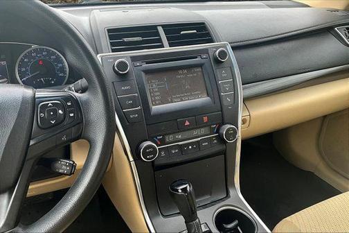 2015 Toyota Camry Hybrid LE