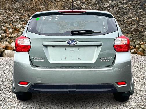 2016 Subaru Impreza 2.0i Premium