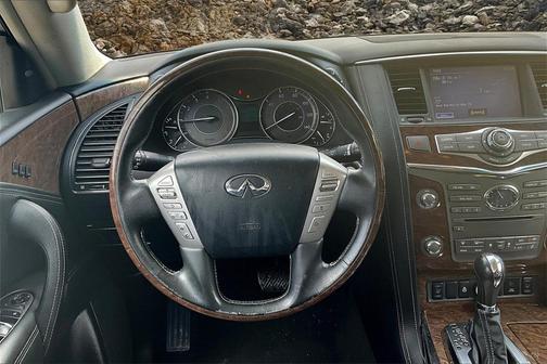 2017 INFINITI QX80 Base