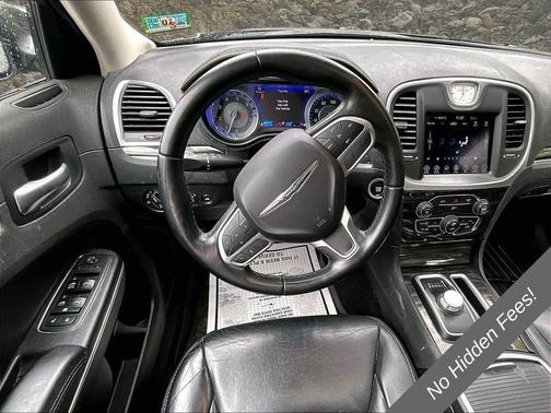 Granite Crystal Metallic Clearcoat 2017 Chrysler 300 Limited