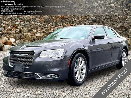 Granite Crystal Metallic Clearcoat 2017 Chrysler 300 Limited