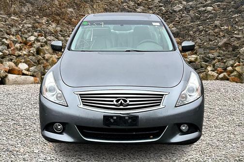 2011 INFINITI G37x Base