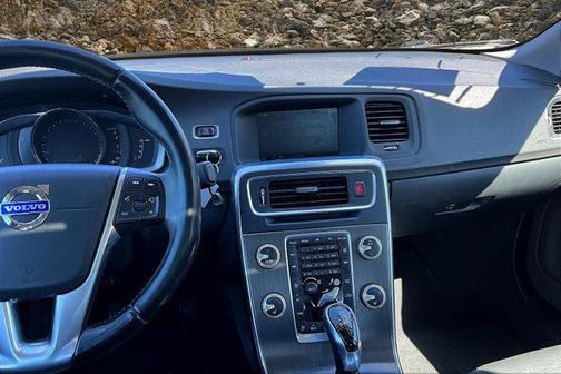 2015 Volvo S60 T5 Premier