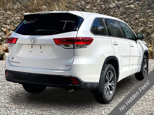 Blizzard Pearl 2018 Toyota Highlander LE