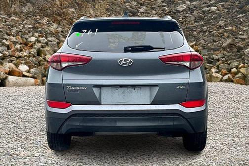 2018 Hyundai TUCSON SEL