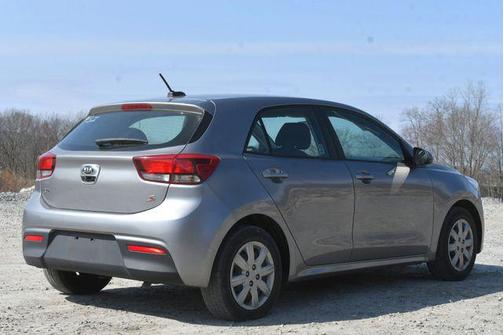 2021 Kia Rio S