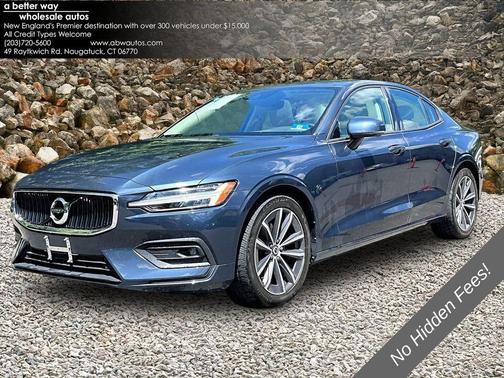 Denim Blue Metallic 2021 Volvo S60 T5 Momentum