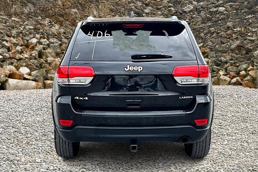 2017 Jeep Grand Cherokee Laredo