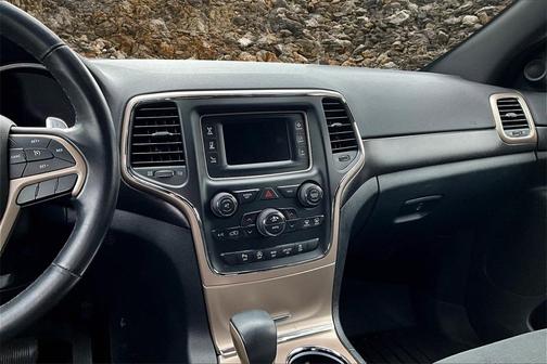 2017 Jeep Grand Cherokee Laredo