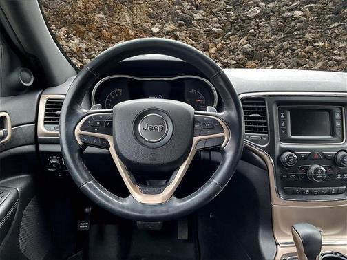 2017 Jeep Grand Cherokee Laredo