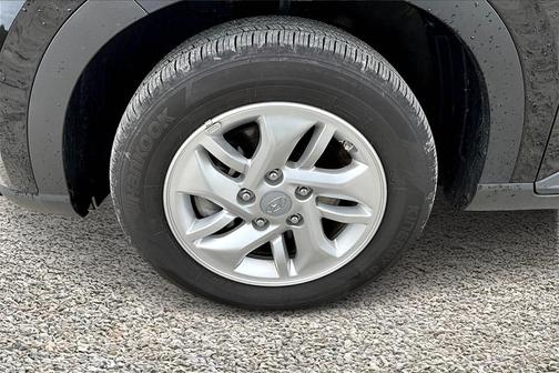 2024 Hyundai VENUE SE