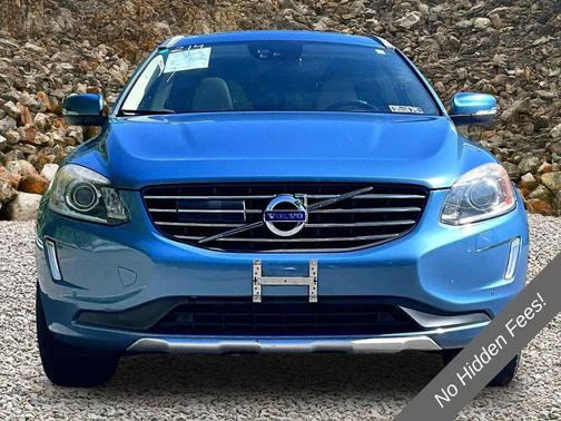 Blue 2015 Volvo XC60 T6 Platinum