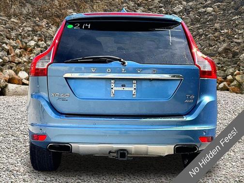 Blue 2015 Volvo XC60 T6 Platinum