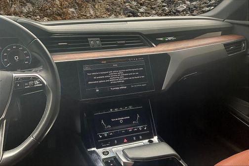 2022 Audi e-tron Sportback S line Premium Plus