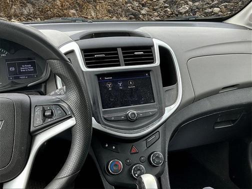 2020 Chevrolet Sonic FWD Hatchback 1FL 5-Door