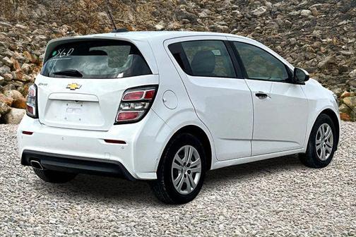 2020 Chevrolet Sonic FWD Hatchback 1FL 5-Door