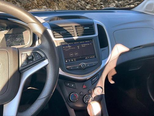 2020 Chevrolet Sonic FWD Hatchback 1FL 5-Door