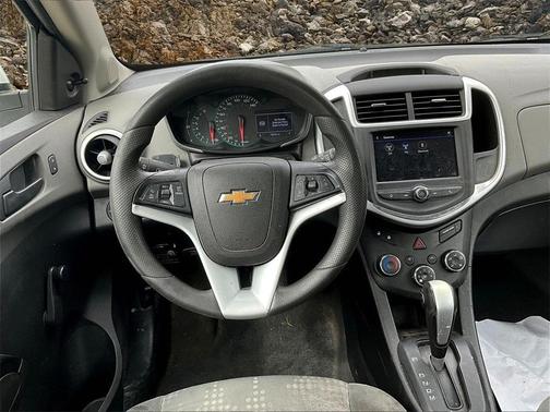 2020 Chevrolet Sonic FWD Hatchback 1FL 5-Door
