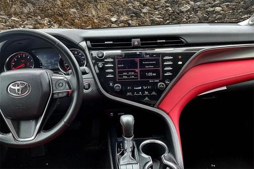 2019 Toyota Camry XSE