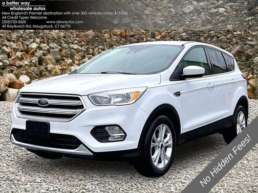Oxford White 2019 Ford Escape SE