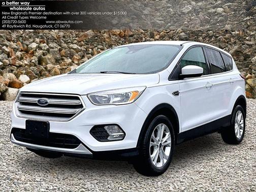 Oxford White 2019 Ford Escape SE